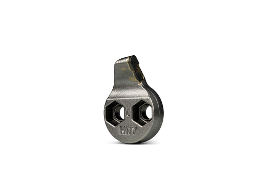 HRT®-Werkzeug passend für Baumstumpffräsen von Rayco, FSI, Carlton und Vermeer. Linkes Werkzeug mit Befestigungslöchern
