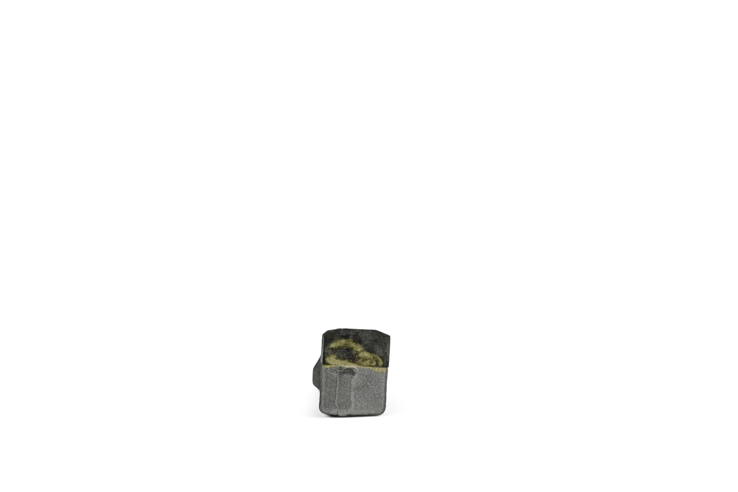 HRT® weld-on tip with abrasion resistant carbide tip (68x25x33mm). Left version
